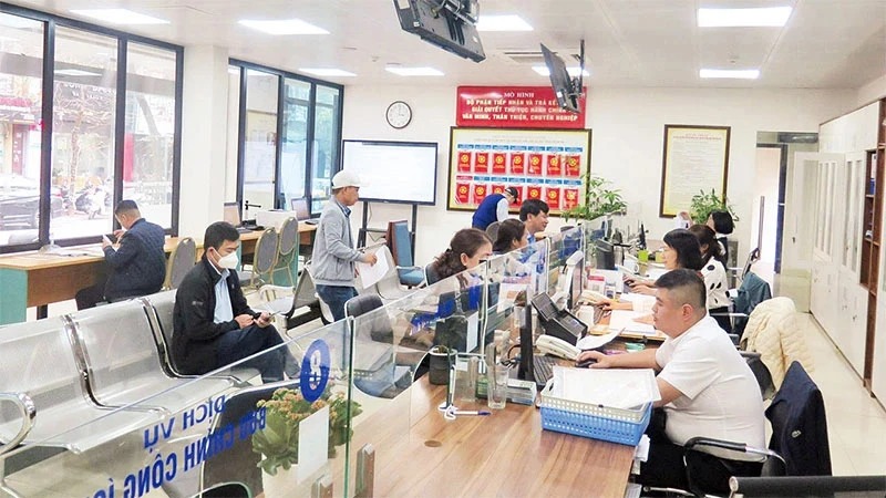 Chỉ thị của Bộ Chính trị về công tác giáo dục cần, kiệm, liêm, chính, chí công vô tư