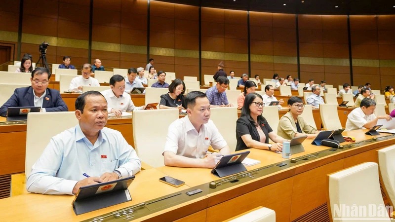Quốc hội thảo luận các cơ chế, chính sách phát triển kinh tế tư nhân