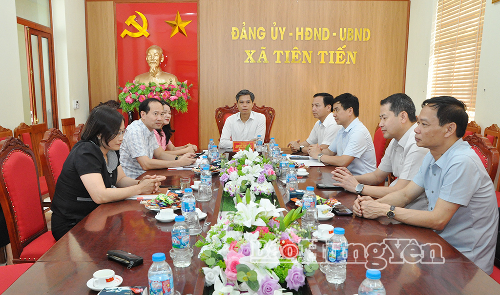 Đồng chí Trưởng ban Tuyên giáo và Dân vận Tỉnh ủy làm việc với các xã: Tiên Tiến, Tống Trân, Hưng Hà, Thần Khê, Tiên La, Diên Hà