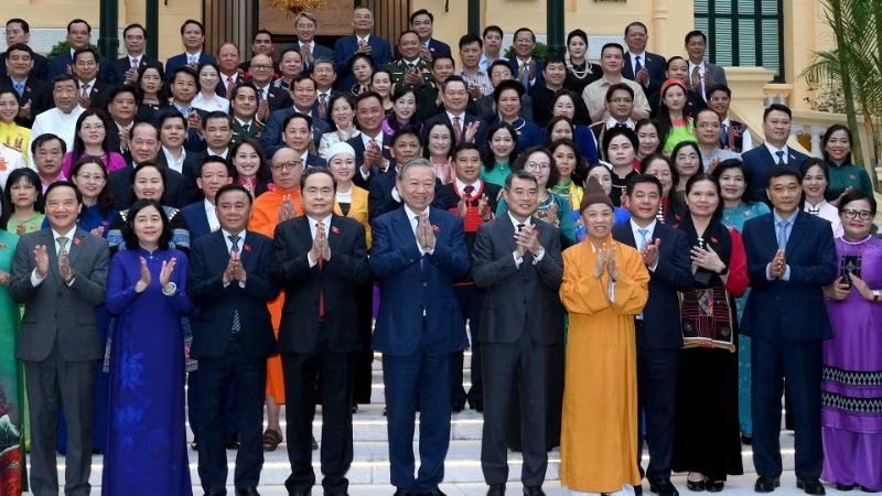 Đổi mới tư duy, hoàn thiện thể chế về công tác dân tộc, chính sách dân tộc