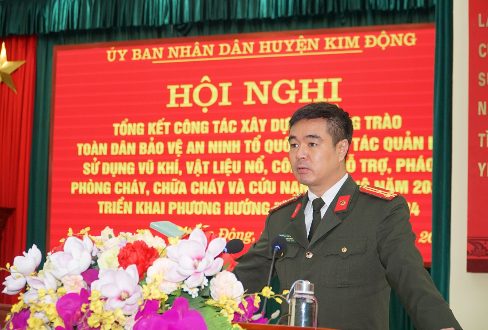 Huyện Kim Động tổ chức Hội nghị Tổng kết phong trào Toàn dân bảo vệ An ninh Tổ quốc; công tác quản lý, sử dụng vũ khí, vật liệu nổ, CCHT, pháo; PCCC và CNCH năm 2023, triển khai phương hướng, nhiệm vụ