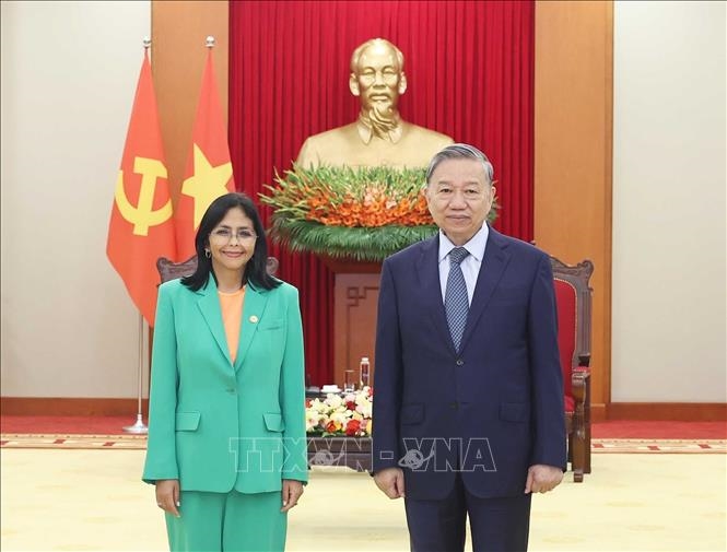 Tăng cường hơn nữa mối quan hệ truyền thống tốt đẹp giữa Việt Nam và Venezuela
