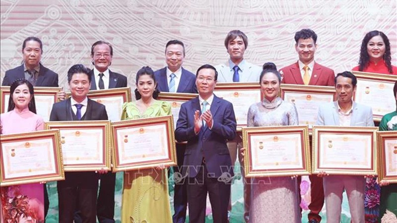 Chủ tịch nước Võ Văn Thưởng dự Lễ trao tặng danh hiệu Nghệ sĩ nhân dân, Nghệ sĩ ưu tú lần thứ 10