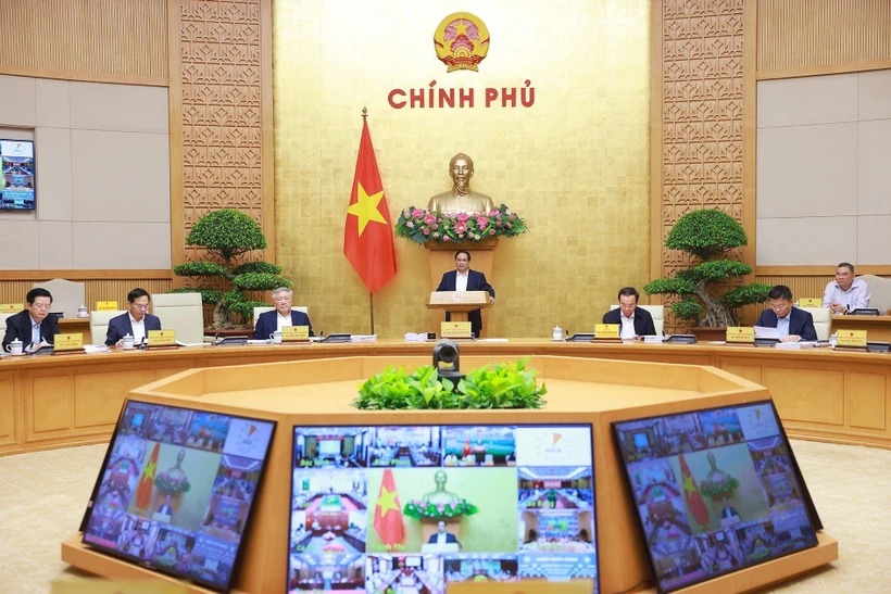 Ưu tiên thúc đẩy tăng trưởng, kiên định mục tiêu tăng trưởng từ 8% trở lên